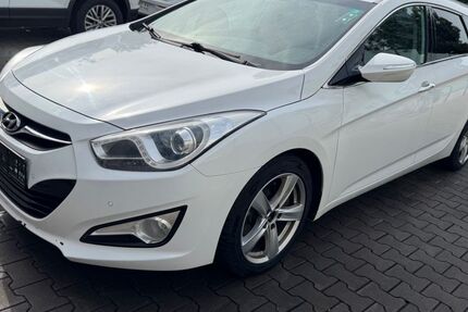 Hyundai i40 236.544 km 4.650 &euro; Achstetten 88480