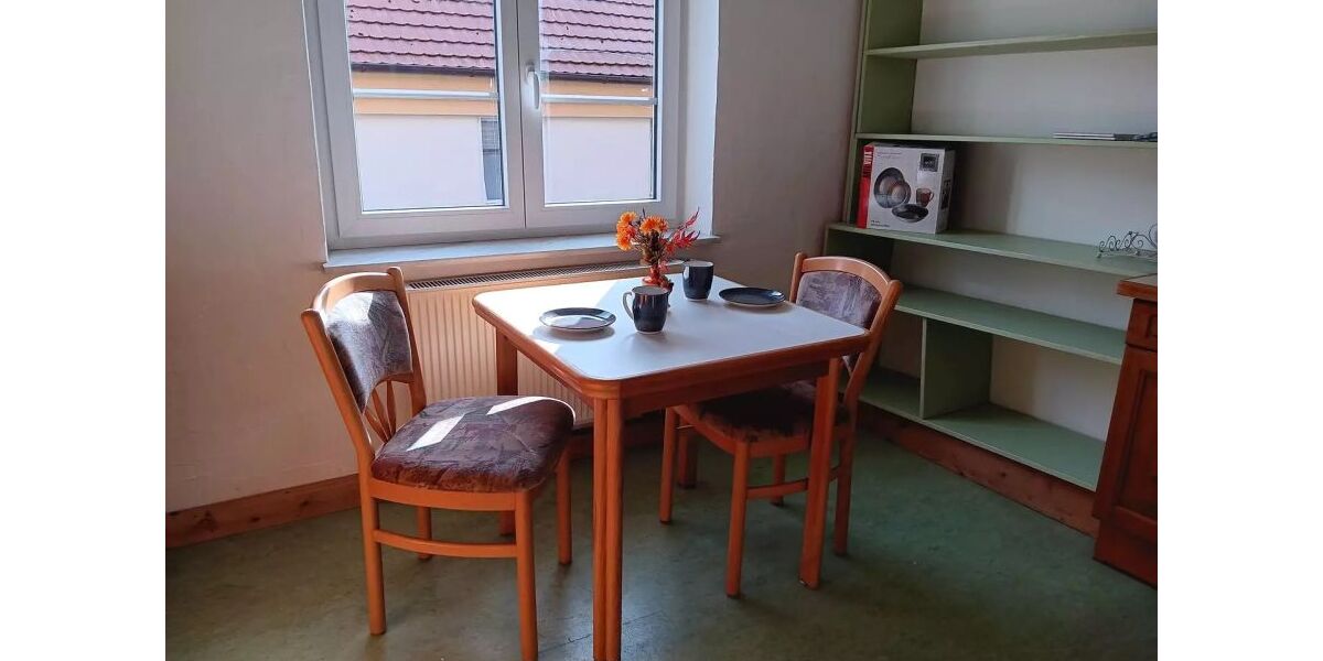 Weißenhorn Altstadt - 2 Zimmer, teilmöbliert, Einbauküche - Etagenwohnung Weißenhorn Hegelhofen | Angebot:26233157