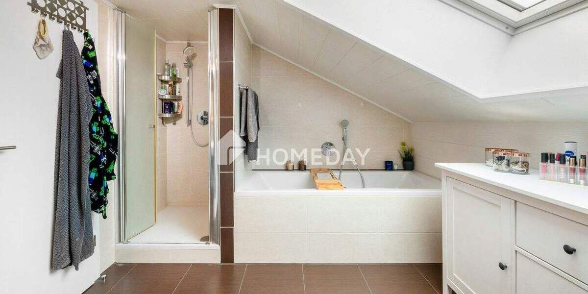 Einfamilienhaus Illertissen Tiefenbach - 7 Zimmer, 267 m&sup2;, 1.150.000&euro; | Angebot:25737638