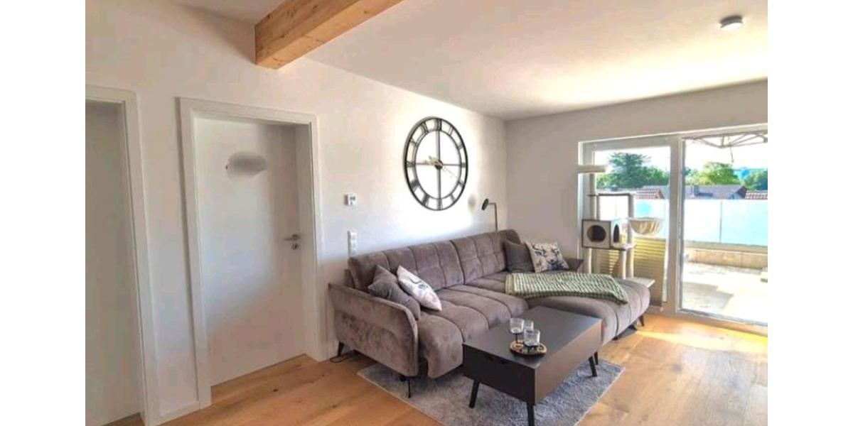 Dachgeschoßwohnung Illertissen - 3 Zimmer, 81 m&sup2;, 351.000&euro; | Angebot:26153382