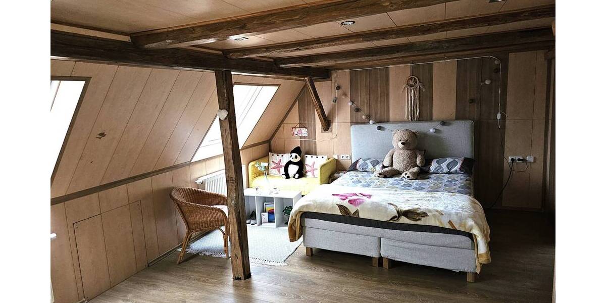 Einfamilienhaus Laichingen Feldstetten - 7 Zimmer, 202 m&sup2;, 299.000&euro; | Angebot:25695096