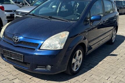 Toyota Corolla Verso 180.000 km 2.750 &euro; Erbach bei Ulm 89155