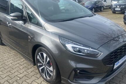 Ford S-Max 49.900 km 29.490 &euro; Pfaffenhofen 89284