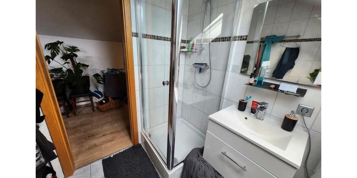 Dachgeschoßwohnung Ehingen (Donau) - 3 Zimmer, 64 m&sup2;, 155.000&euro; | Angebot:27096420