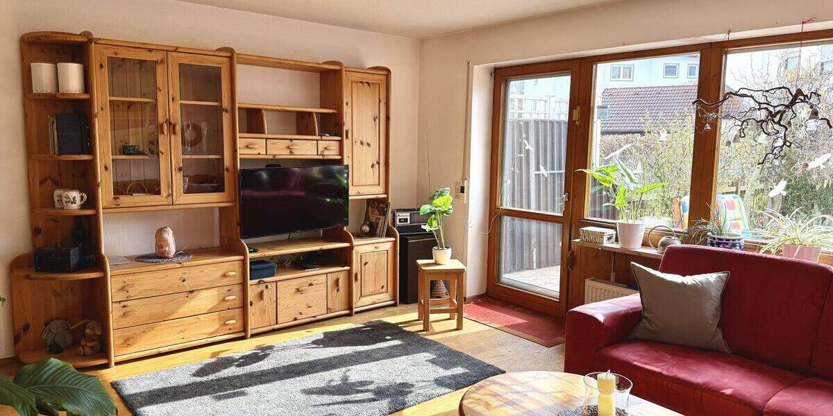 Reihenmittelhaus Weißenhorn - 4 Zimmer, 102 m&sup2;, 450.000&euro; | Angebot:26273150