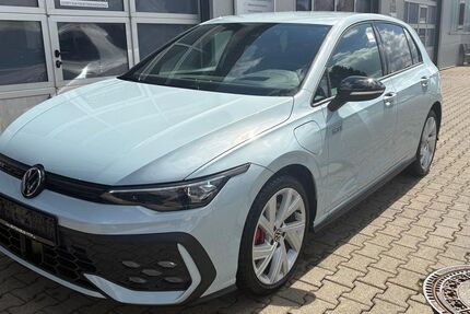 VW Golf 13.880 km 34.890 &euro; Heroldstatt 72535