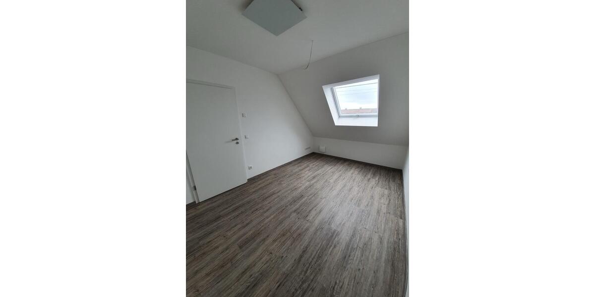 Dachgeschoßwohnung Offingen - 2 Zimmer, 52 m&sup2;, 239.000&euro; | Angebot:24707903