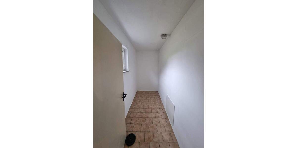 Etagenwohnung Burgrieden - 2 Zimmer, 68 m&sup2;, 199.000&euro; | Angebot:25755932