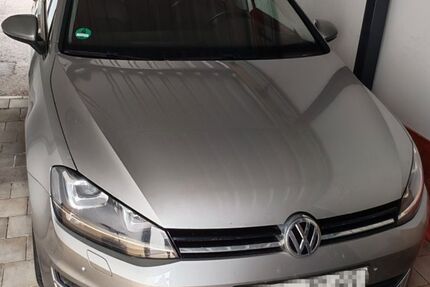 VW Golf 276.569 km 8.500 &euro; Günzburg 89312