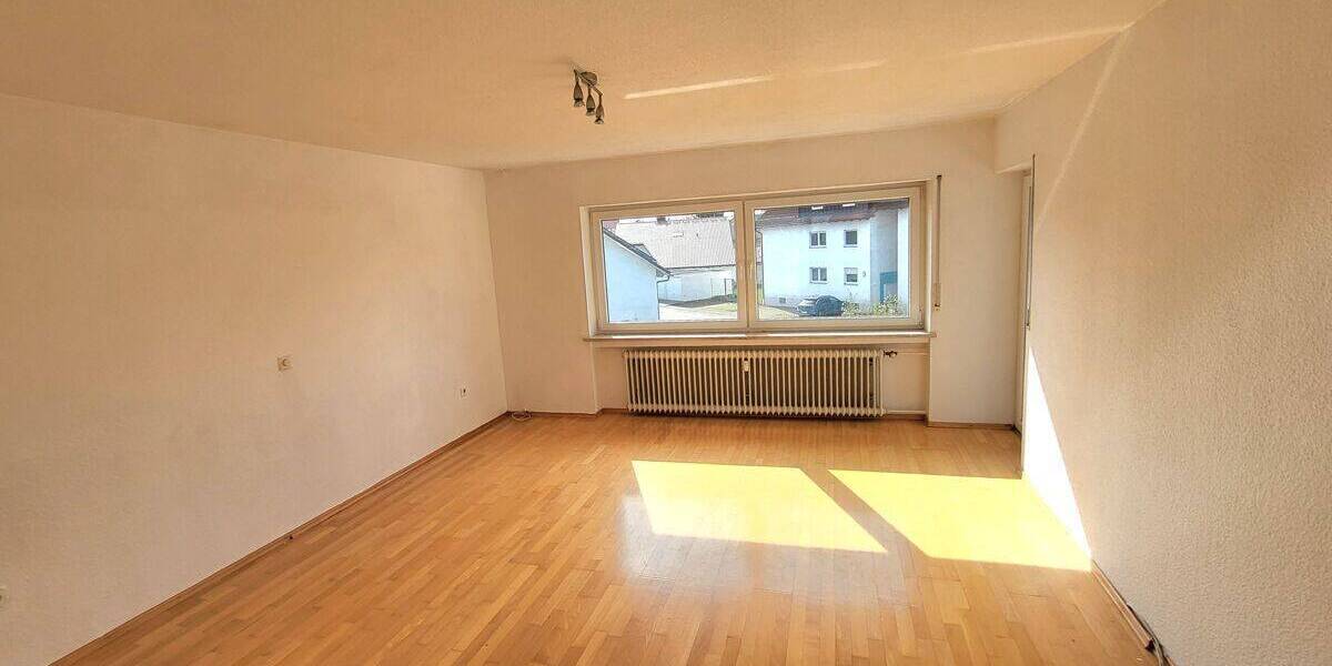 Etagenwohnung Nersingen - 3 Zimmer, 82 m&sup2;, 250.000&euro; | Angebot:26105547
