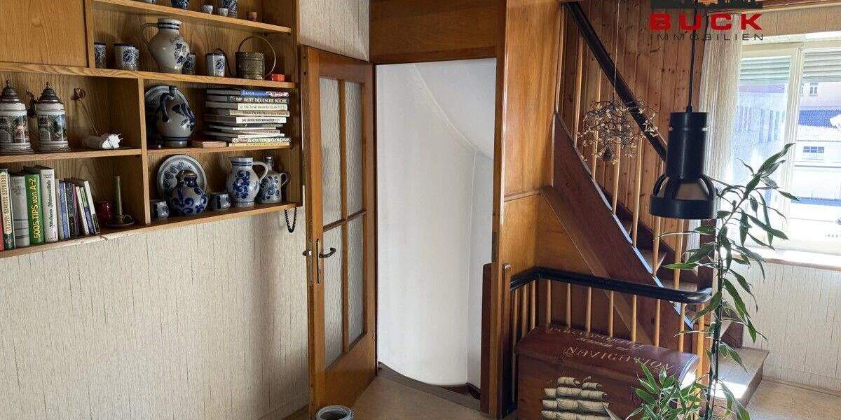 Einfamilienhaus Geislingen - 8 Zimmer, 133 m&sup2;, 165.000&euro; | Angebot:25696263