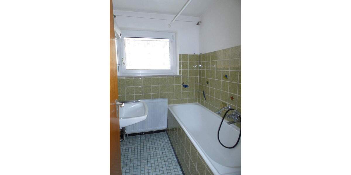 Mehrfamilienhaus, Wohnhaus Asselfingen - 8 Zimmer, 187 m&sup2;, 450.000&euro; | Angebot:25747329