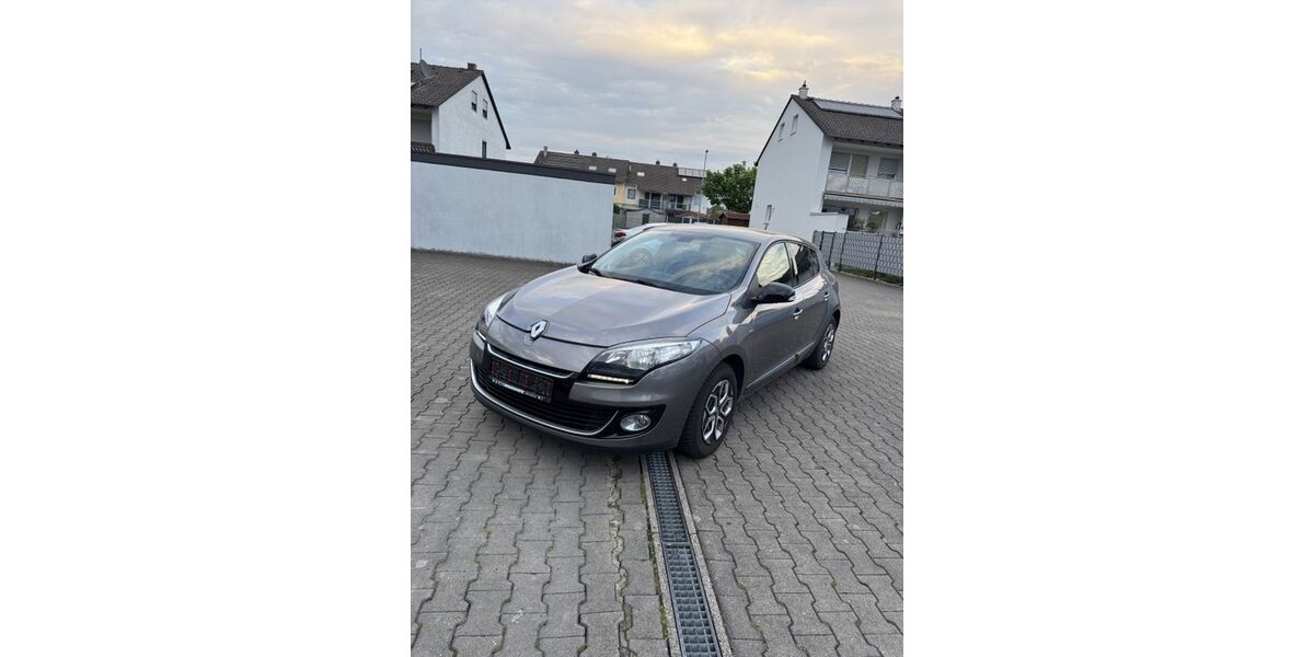 Renault Megane 89.900 km 7.900 &euro; Leipheim 89340