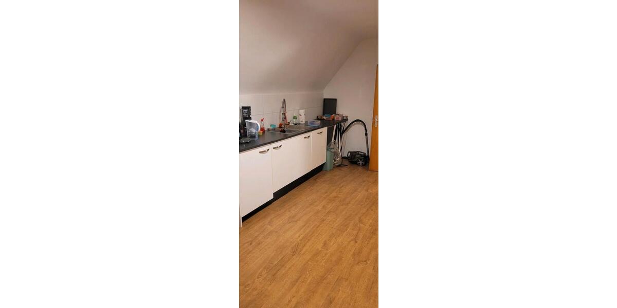 Etagenwohnung Holzheim - 1 Zimmer, 60 m&sup2;, 1.080&euro; | Angebot:25298491