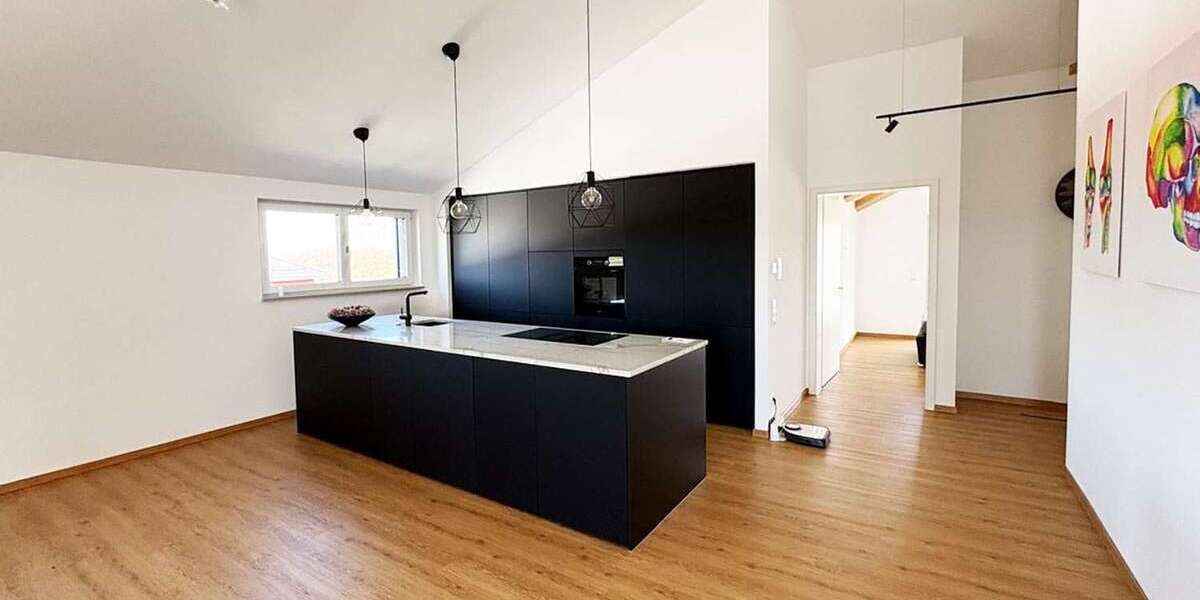 Etagenwohnung Mietingen - 3 Zimmer, 150 m&sup2;, 2.200&euro; | Angebot:26212791