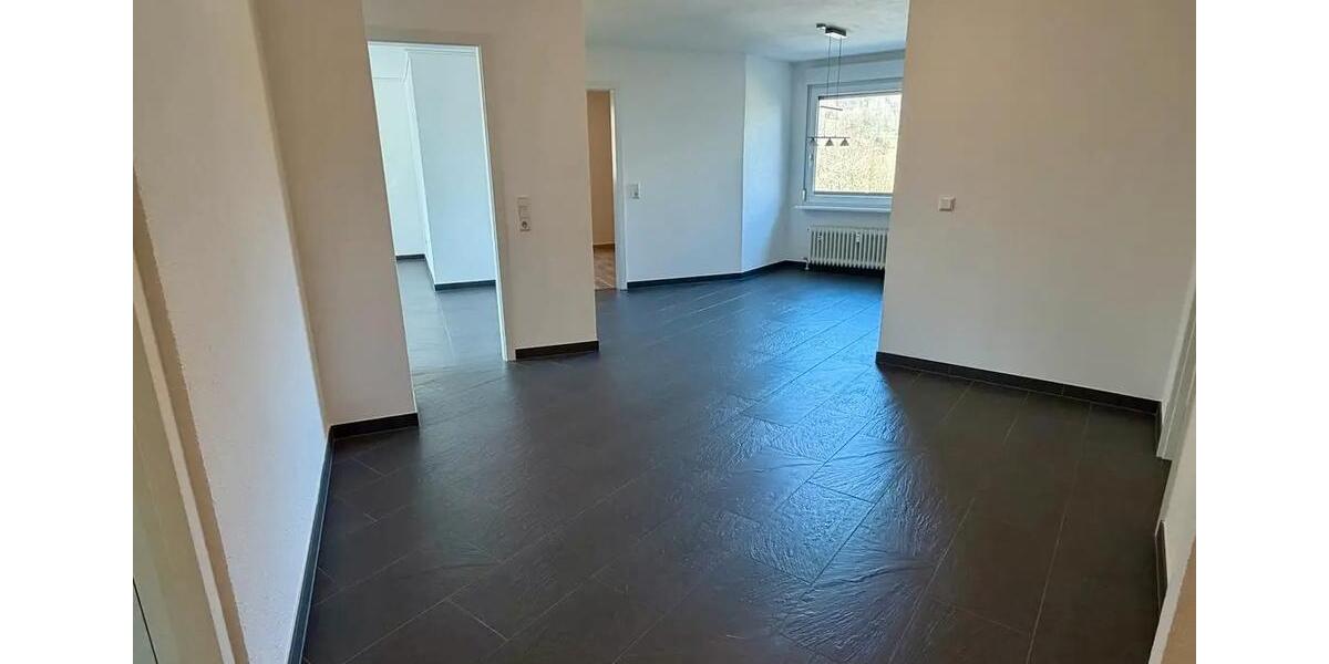 Hochparterre Bad Überkingen - 4.5 Zimmer, 120 m&sup2;, 1.260&euro; | Angebot:26045351