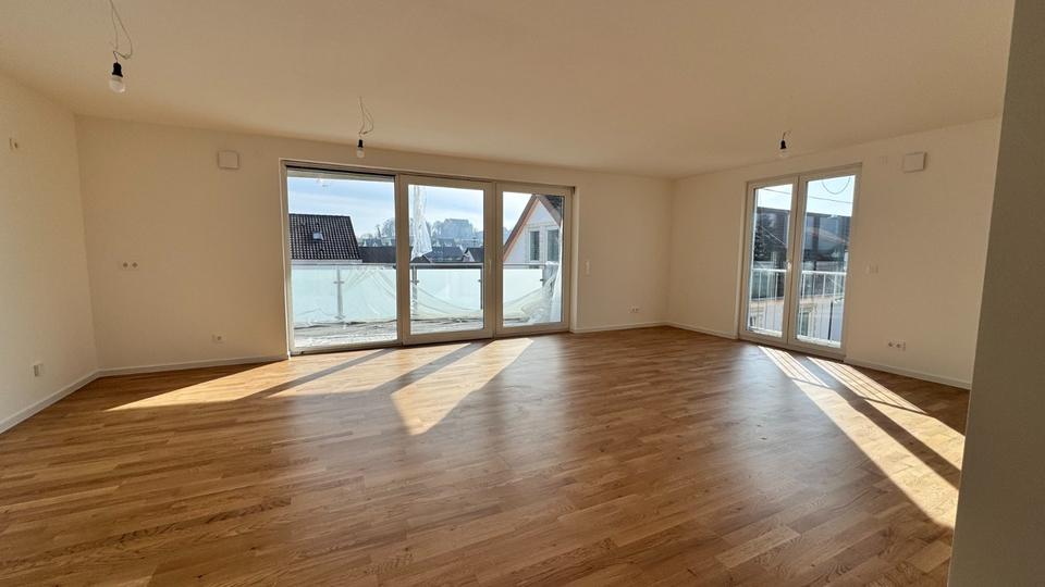 Etagenwohnung Nellingen - 4 Zimmer, 115 m&sup2;, 2.050&euro; | Angebot:24429320
