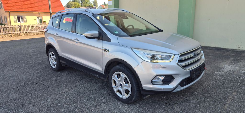 Ford Kuga 236.518 km 7.990 &euro; Weißenhorn 89264