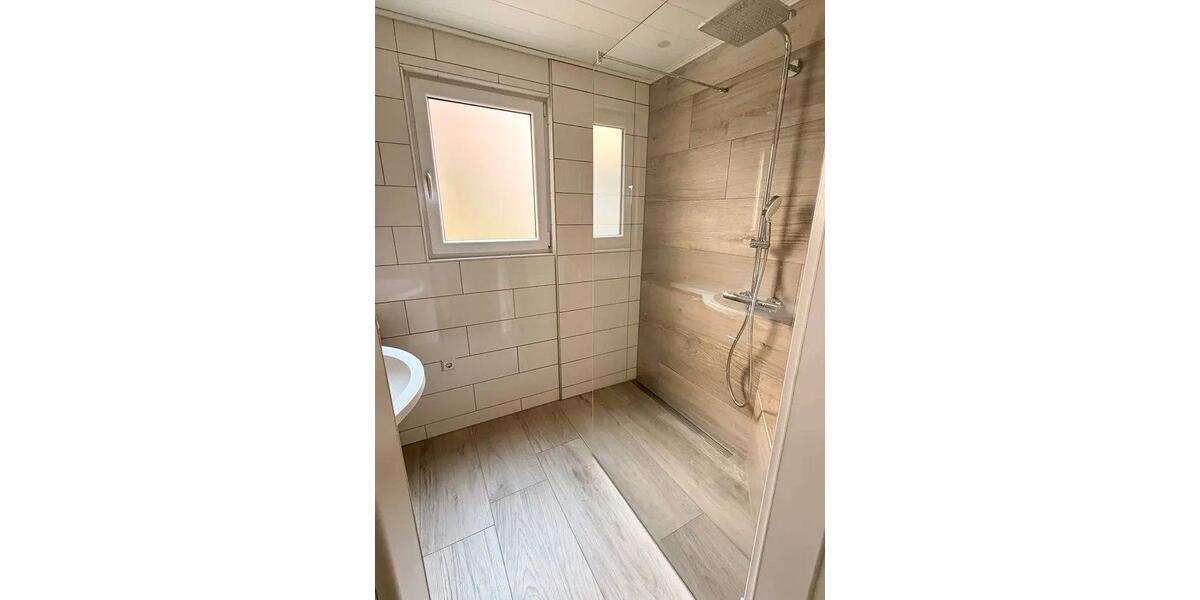 Hochparterre Bad Überkingen - 4.5 Zimmer, 120 m&sup2;, 1.260&euro; | Angebot:26045351