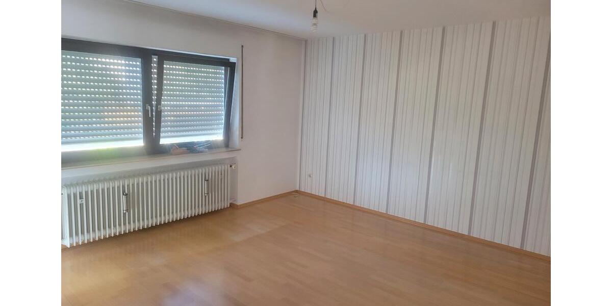 Doppelhaushälfte Laupheim - 7 Zimmer, 155 m&sup2;, 375.000&euro; | Angebot:27251005