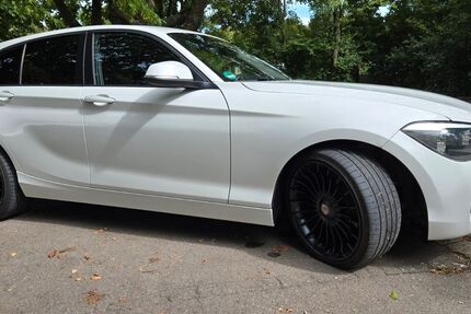 BMW 120 200.000 km 8.900 &euro; Günzburg 89312