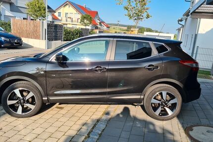Nissan Qashqai 34.500 km 12.600 &euro; Ulm 89077