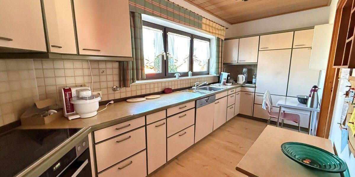 Einfamilienhaus Illertissen-Au Au - 6 Zimmer, 170 m&sup2;, 499.000&euro; | Angebot:25742835