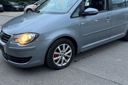 VW Touran 239.000 km 2.950 &euro; Erbach 89155