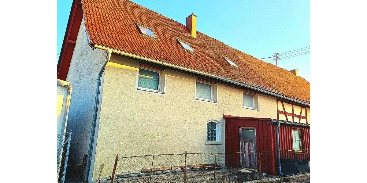 Einfamilienhaus Ehingen (Donau) - 9 Zimmer, 165 m&sup2;, 290.000&euro; | Angebot:26950367