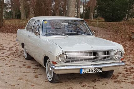 Opel Rekord 29.000 km 12.500 &euro; Ehingen 89584