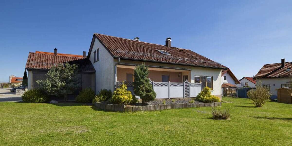 Einfamilienhaus Nellingen - 7.5 Zimmer, 172 m&sup2;, 559.000&euro; | Angebot:26155976