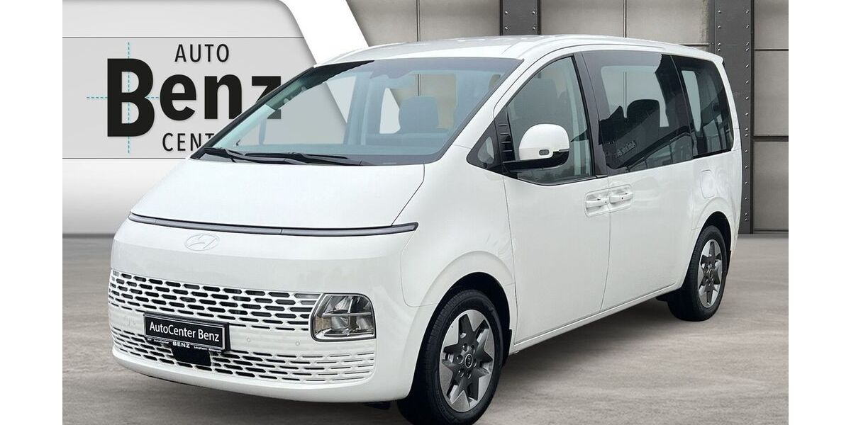 Hyundai STARIA 13.000 km 39.990 &euro; Laupheim 88471