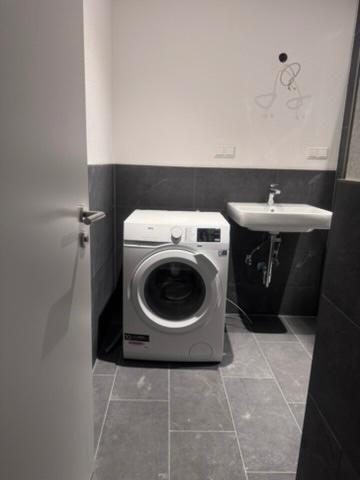 Etagenwohnung Neu-Ulm Ludwigsfeld - 3.5 Zimmer, 72 m&sup2;, 369.000&euro; | Angebot:26227700