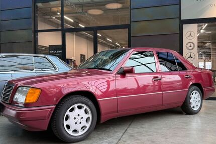 Mercedes-Benz 220 209.000 km 11.900 &euro; Ulm 89077