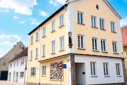 Haus Ichenhausen - 15 Zimmer, 437 m&sup2;, 890.000&euro; | Angebot:27026172