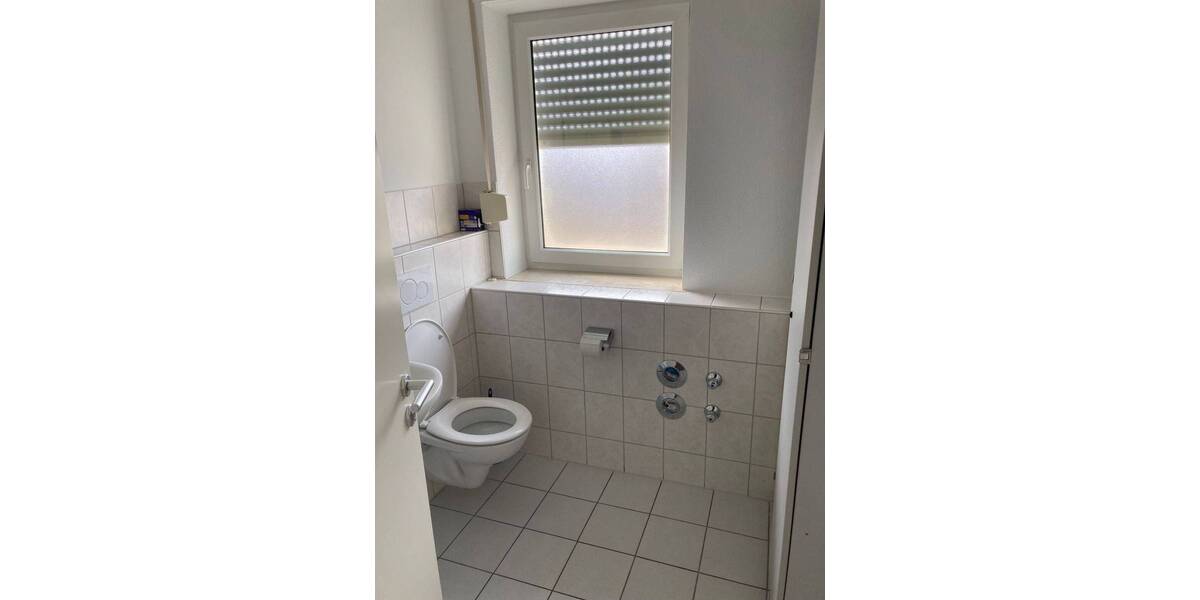 Gewerbeobjekt Illertissen - 1 Zimmer, 95 m&sup2;, 950&euro; | Angebot:25735124