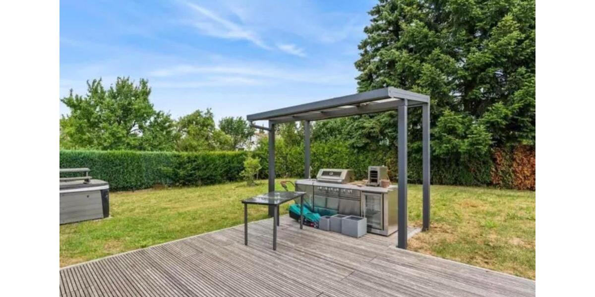 Bungalow Neu-Ulm Burlafingen - 4 Zimmer, 280 m&sup2;, 1.640.000&euro; | Angebot:26112192