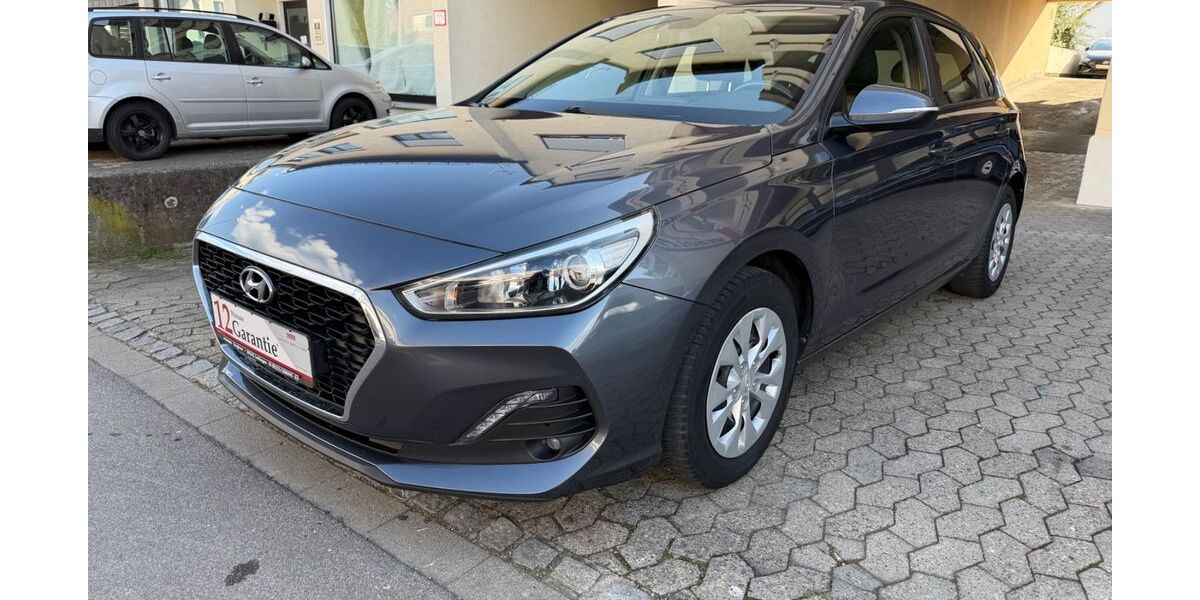 Hyundai i30 99.000 km 10.990 &euro; Senden 89250