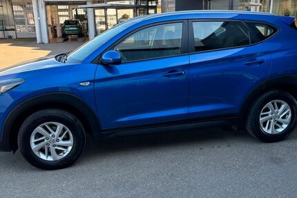 Hyundai TUCSON 87.000 km 14.900 &euro; Erbach 89155