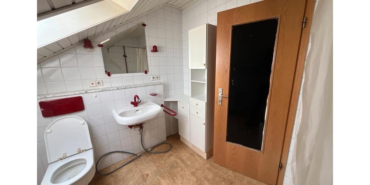 Dachgeschoßwohnung Geislingen an der Steige - 2 Zimmer, 49 m&sup2;, 500&euro; | Angebot:24600154