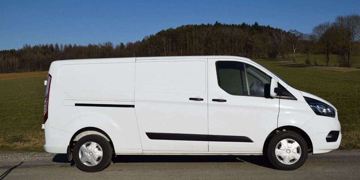 Ford Transit Custom 53.000 km 19.980 &euro; Kammeltal 89358