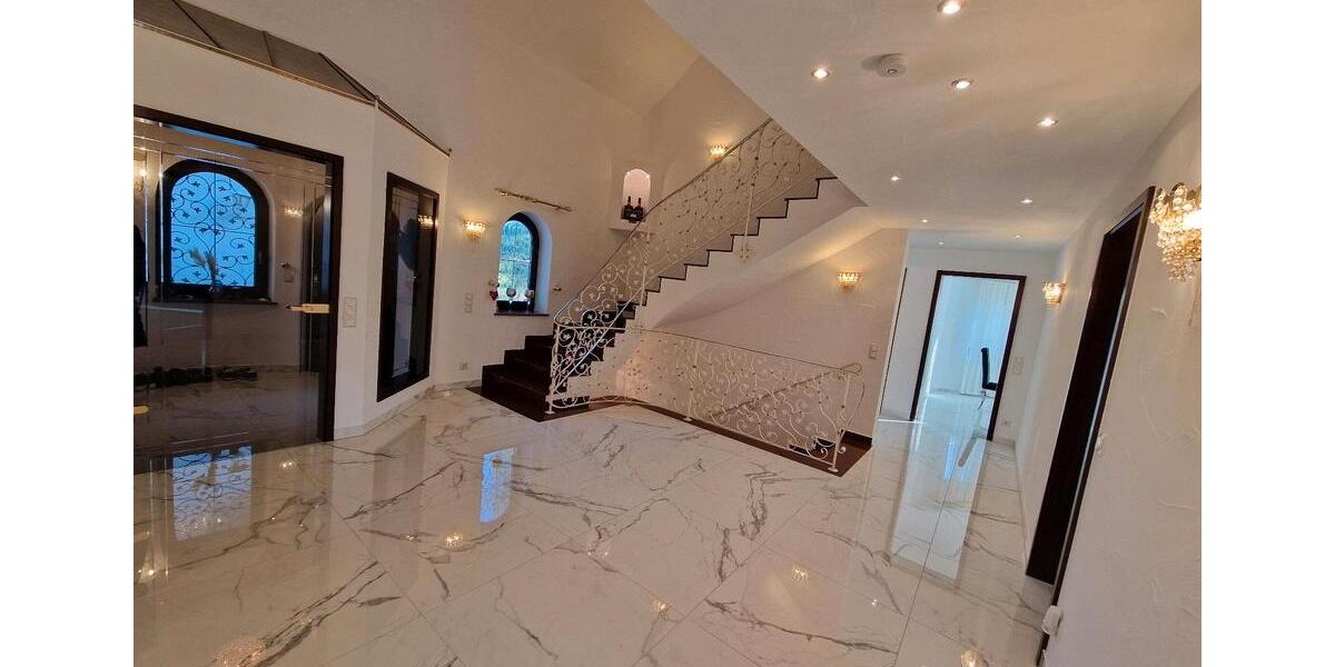 Einfamilienhaus Illertissen - 10 Zimmer, 1.390.000&euro; | Angebot:22655444