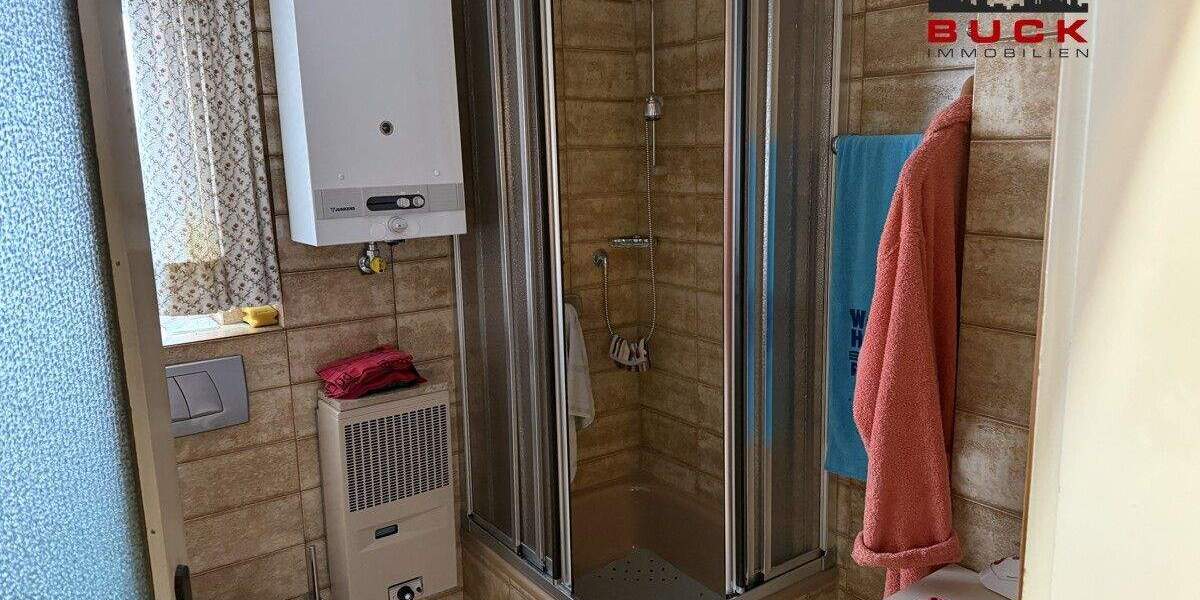 Einfamilienhaus Geislingen - 8 Zimmer, 133 m&sup2;, 165.000&euro; | Angebot:25696263