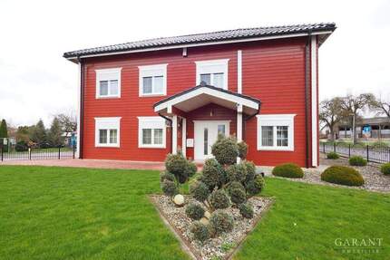 Haus Burgrieden Rot - 9 Zimmer, 292 m&sup2;, 686.000&euro; | Angebot:25822695