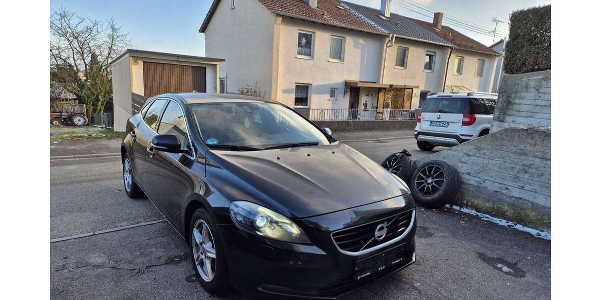 Volvo V40 166.525 km 6.300 &euro; Unterelchingen (Elchingen) 89275