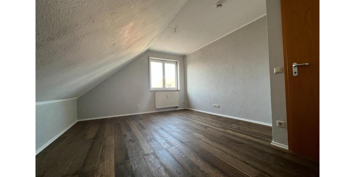 Dachgeschoßwohnung Weißenhorn - 3.5 Zimmer, 97 m&sup2;, 359.000&euro; | Angebot:26088671