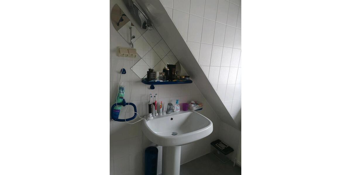 Etagenwohnung Dornstadt - 6 Zimmer, 136 m&sup2;, 1.500&euro; | Angebot:26035395