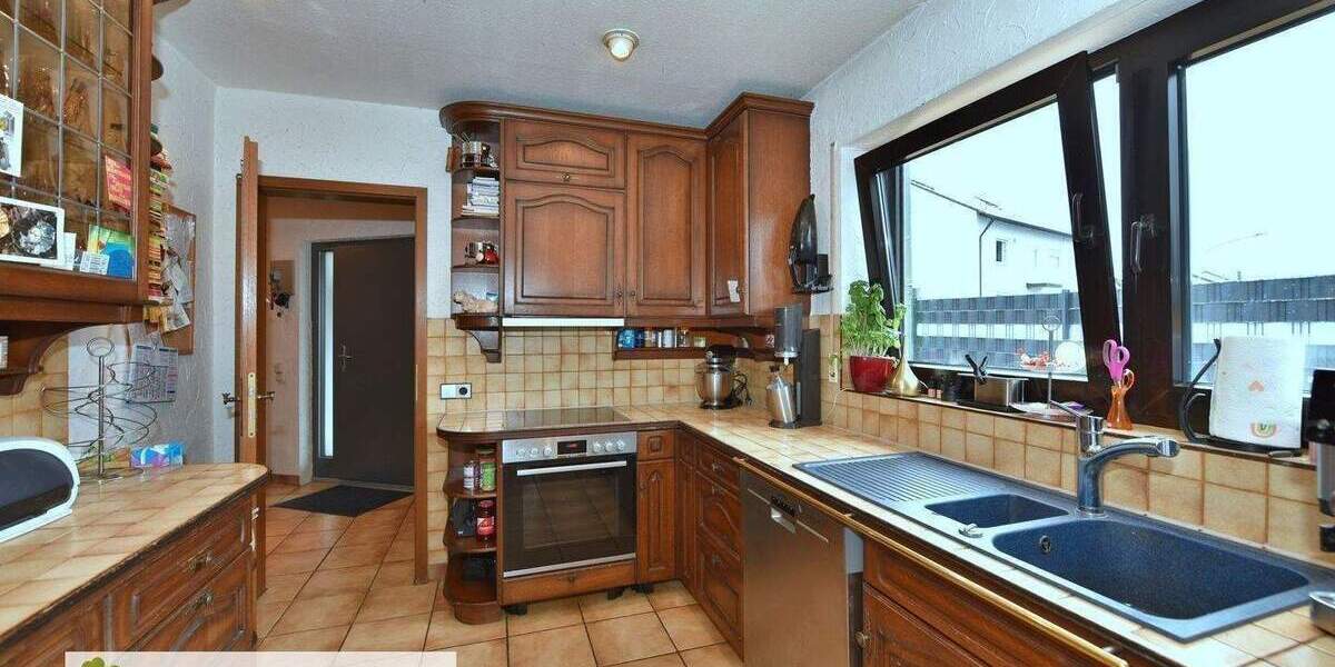 Einfamilienhaus Neu-Ulm Pfuhl - 5 Zimmer, 147 m&sup2;, 649.000&euro; | Angebot:25741706