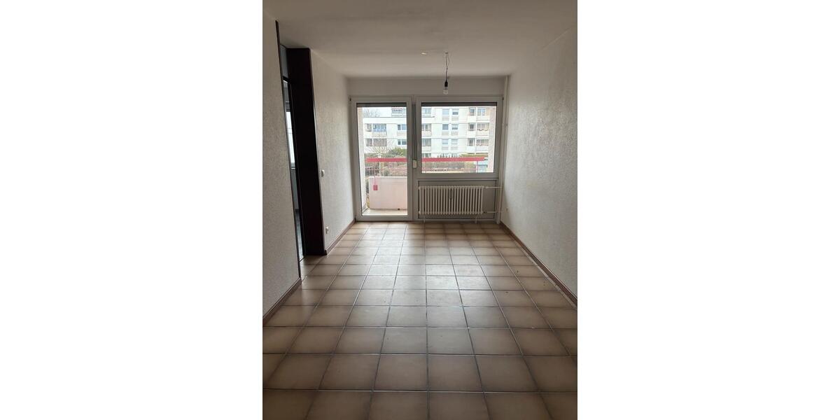 Etagenwohnung Ulm Söflingen - 4 Zimmer, 105 m&sup2;, 590&euro; | Angebot:25378382