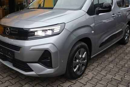 Opel Combo Life 26.300 km 26.970 &euro; Ulm 89073